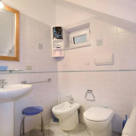Locazione Turistica Marina Blue * Casa Cangemi